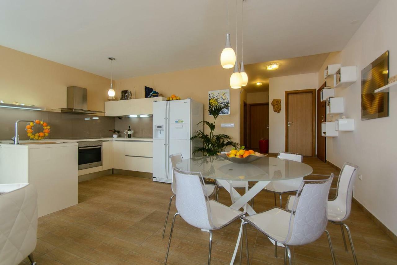 Sunrise App Apartment Trogir Exterior foto